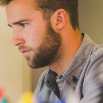 Czy wniosek o wakacje składkowe trzeba składać osobiście?