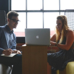 Jak odbywa się wypłata dywidendy ze spółki?