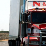 Faktura WNT otrzymana z opóźnieniem, jak rozliczyć VAT?