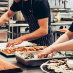 Jak otworzyć firmę cateringową?