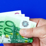 Jak rozliczyć podatek od faktury VAT OSS?