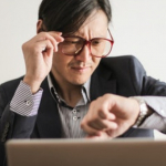 Konsekwencje wystawiania faktur po terminie