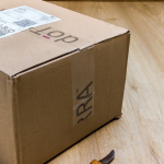 Kto płaci koszty wysyłki przy reklamacji towaru?