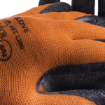 Obowiązek zapewnienia odzieży ochronnej pracownikom, BHP w pracy