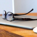 Soczewki i okulary korekcyjne kosztem firmy