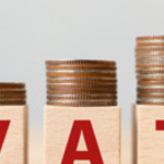 Powrót do zwolnienia z VAT w trakcie roku