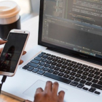 Praca zdalna – zwrot kosztów za prąd i Internet pracownika