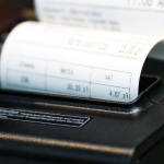 Czy prosta spółka akcyjna musi posiadać kasę fiskalną?