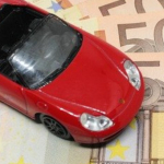 Sprzedaż samochodu poleasingowego prywatnie, czy przez firmę?