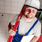 Kiedy można zastosować stawkę 8% VAT w budownictwie?