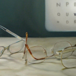 Szkła kontaktowe dla pracownika w kosztach firmy