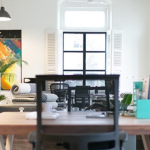 Wynajem lokalu na firmę, co powinna zawierać umowa?