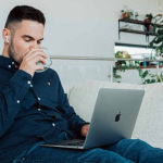 Wyposażenie mieszkania w kosztach firmy